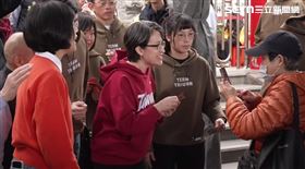 蕭美琴隨扈的戰貓帽Ｔ，網路詢問度相當高，蕭美琴表示最後一件送給小英總統