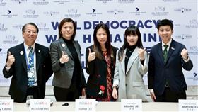 「Hello Taiwan」啟動正名「台灣代表處」運動（圖／黃捷辦公室提供） 