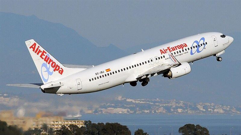 歐首架航班飛抵委內瑞拉 馬杜洛垮台首見