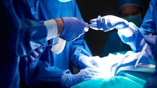 爸在家做這事　少女吸13年癌末