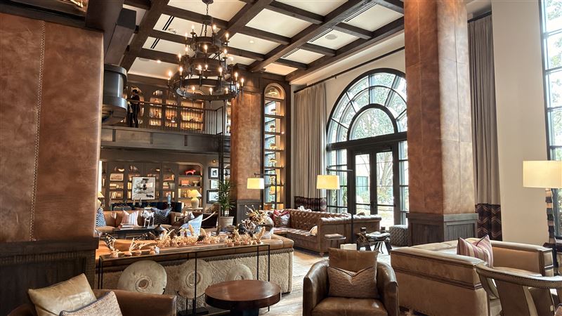 97 West Kitchen &amp; Bar德州牛仔氣氛拉滿。（圖／記者蕭翰弦攝影）