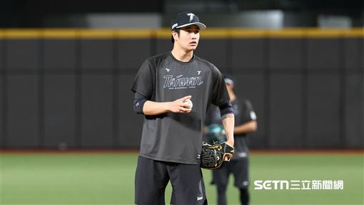 旅日3人報到　曾總點「忙內」張峻瑋狀況