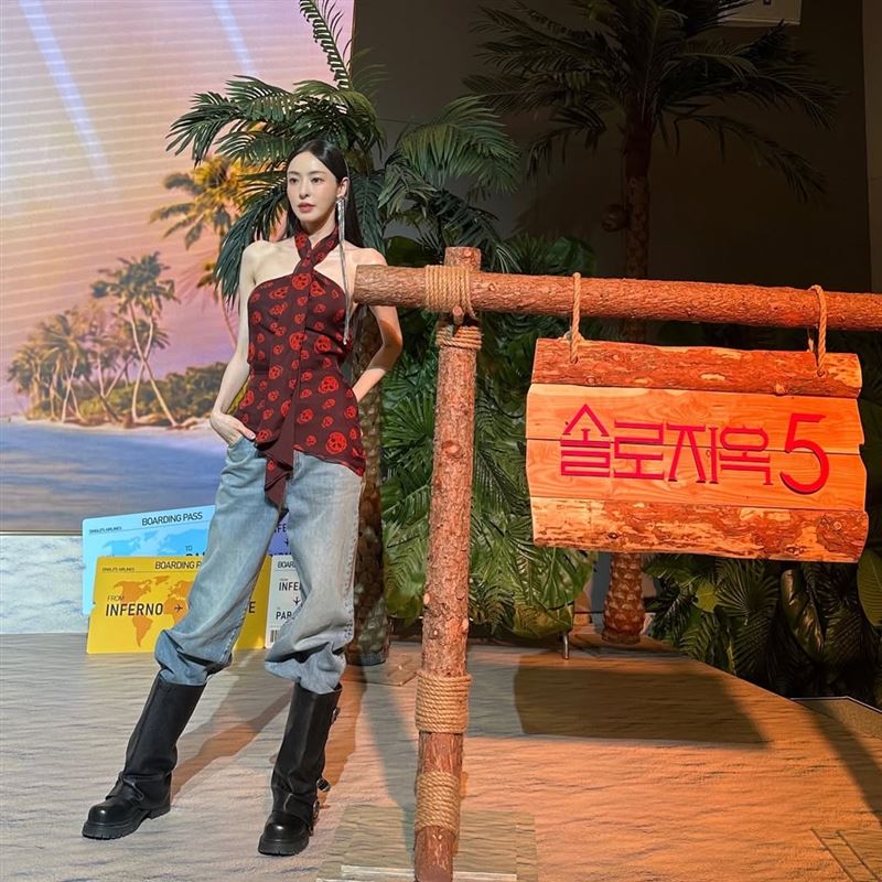 李多熙因主持戀愛實境節目《單身即地獄》再度翻紅。（圖／翻攝自IG @dahee0315）