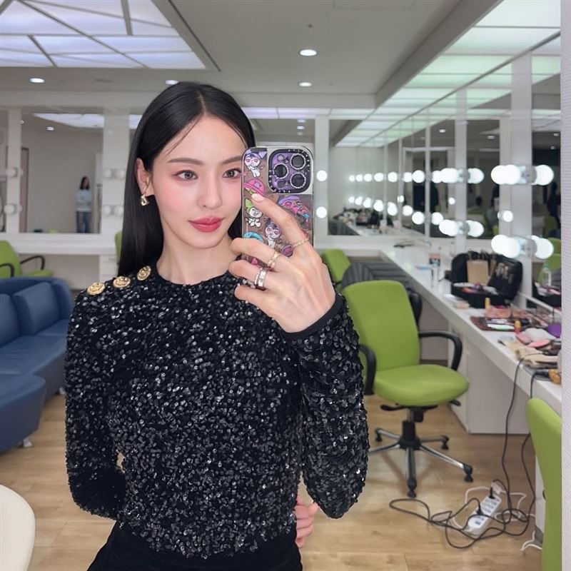 李多熙身高176公分，以「九頭身比例」聞名。（圖／翻攝自IG @dahee0315）