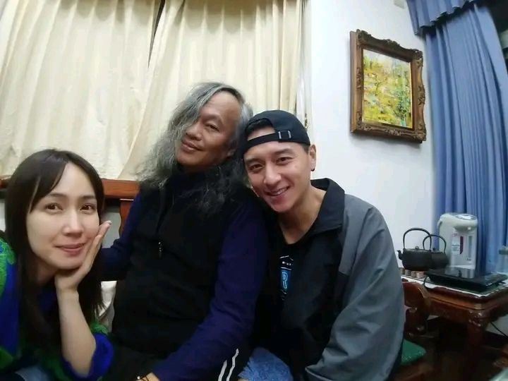 林世偉（中）是小薰（左）表舅。（圖／翻攝自林世偉臉書）