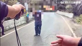 桃園龜山區昨（19）日驚傳持刀威脅事件！（圖／翻攝畫面）