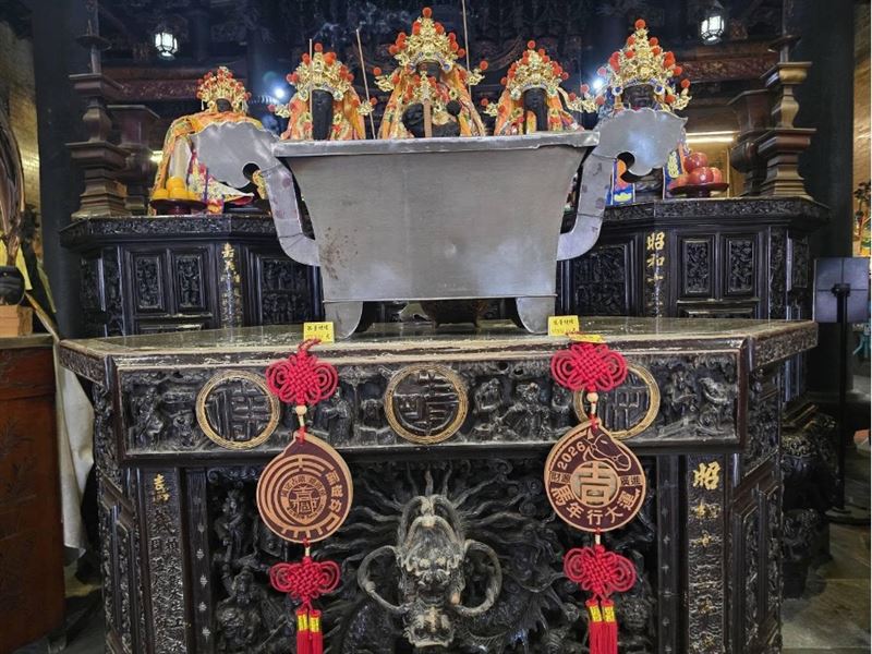 限量版巨大錢母。（圖／翻攝自綏靖侯-嘉義城隍廟粉絲專頁）