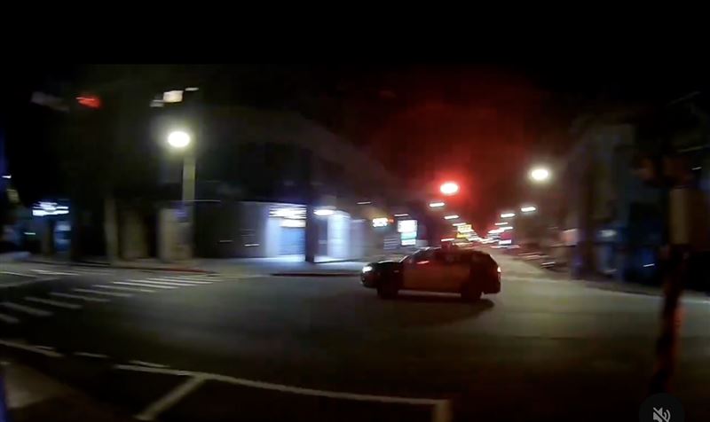 年初四新店卡拉OK濺血 男持刀刺傷2女