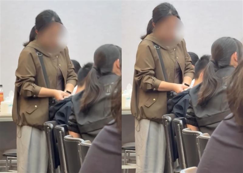 網友發現，有家長拿店家的醬料碟幫小孩刮痧。（圖／翻攝自Threads @shung_wei_chen）