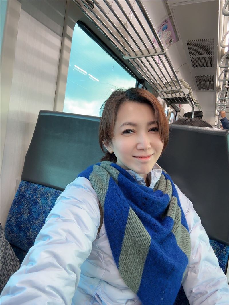 廖家儀獨自現身家具店被拍。（圖／翻攝自廖家儀臉書）