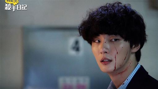 尹施允魯蛇變殺人魔　人格大崩壞劇組嚇壞