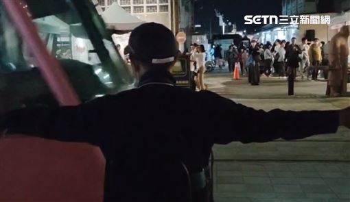 少年硬闖輕軌…遭撞！害停駛40分鐘下場曝