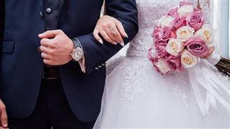 母胎單身48年報名婚友社　約會4次就求婚