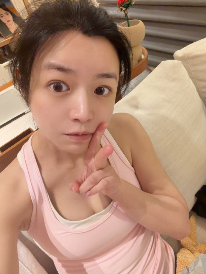 陳妍希42歲狀態依舊能扛。（圖／翻攝自陳妍希微博）