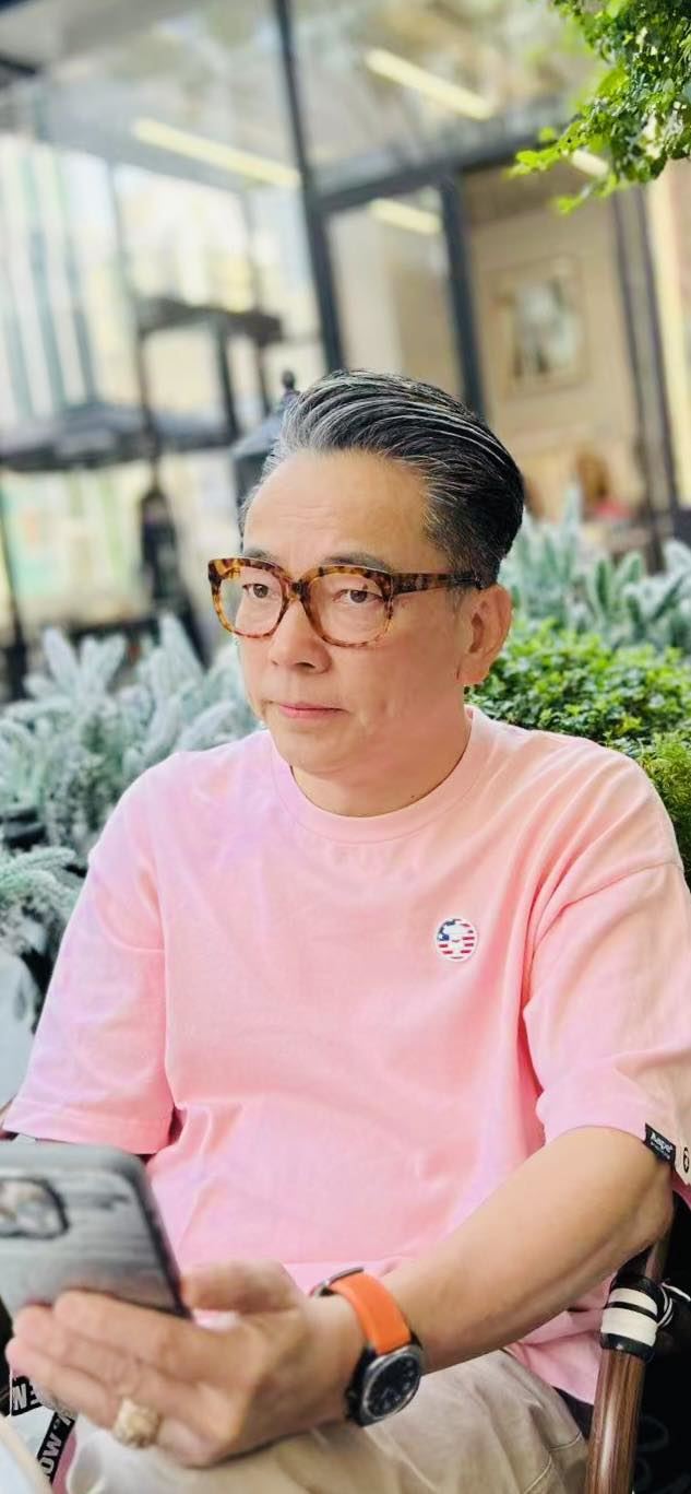 詹惟中緊急澄清,強調自己依舊活著。(圖/翻攝自詹惟中臉書)