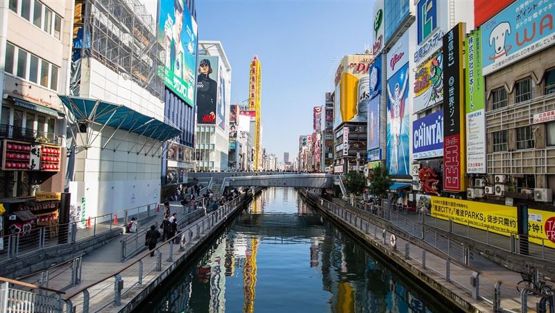 日本大部分主要公共基礎設施是在戰後經濟高速成長期間建設，但作為區域商業樞紐的大阪，都市開發比許多城市更早展開。（示意圖／PIXABAY）