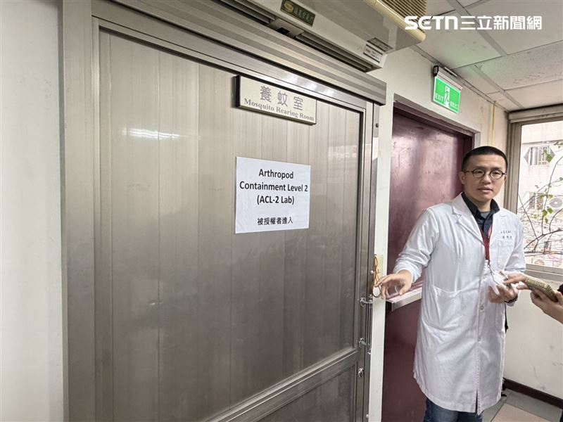 備戰防疫抗藥性，疾管署「病媒實驗室」養蚊室專門飼養病媒蚊。（圖／記者簡浩正攝影）
