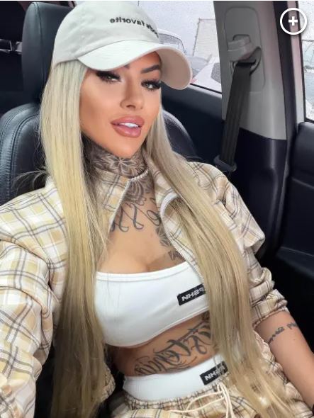 巴西性感網紅比安卡‧戴亞斯動了整型手術後,因引發肺栓塞喪命。(圖/翻攝自IG@_biancadias)