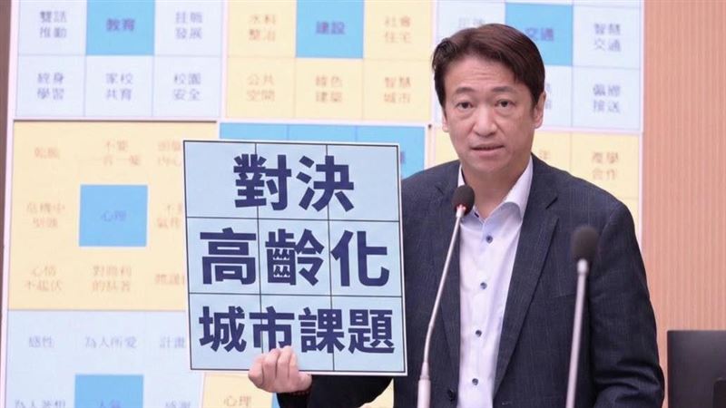 大年初六突表態!魏嘉賢宣布參選花蓮縣長