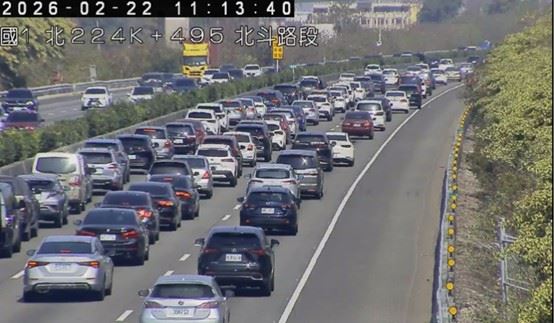 國1北向224公里處事故。（圖／高公局提供）