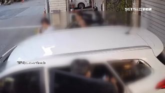 無視禁停告示！過年出遊休旅車硬停騎樓