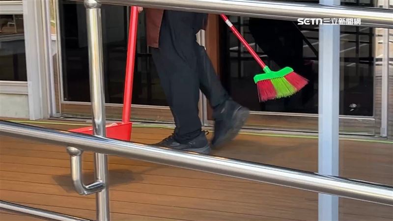 針對投訴，牛排館暫時沒有做出回應