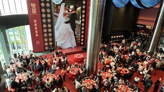 大巨蛋影廳變喜宴場　280人看完電影開飯