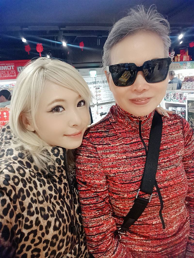 Makiyo與前婆婆感情依舊融洽。（圖／翻攝自Makiyo臉書）