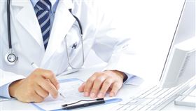 中國寧夏吳忠市人民醫院，日前爆出一起離譜醫療事故。（示意圖，PhotoAC）