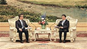 還原國共論壇密談內容，王滬寧問「你算台灣還中國？」