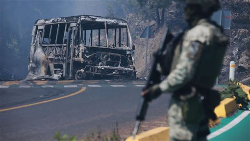 頭號毒梟身亡！墨國陷血腥暴動　畫面曝光