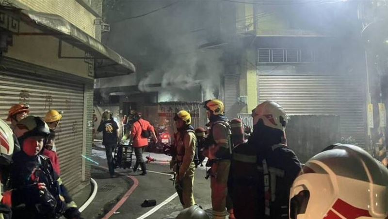 基隆市信義區禮東里、里長賴興泉辦公室發生火警。（圖／翻攝畫面）