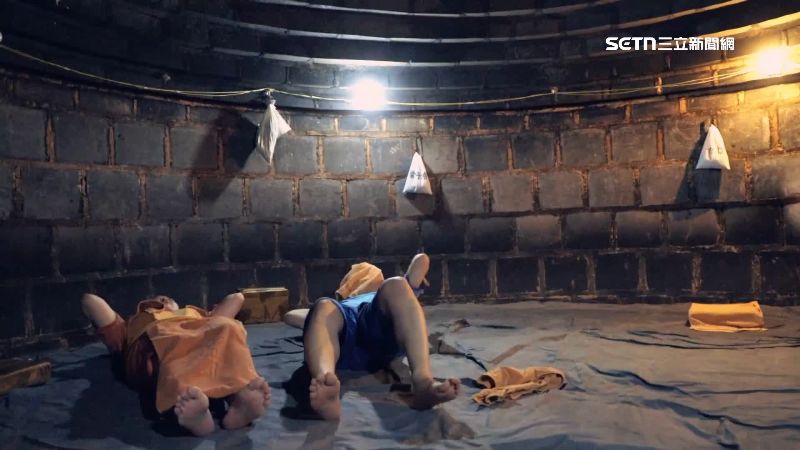 民眾到東大門體驗汗蒸幕，鎖在置物櫃的現金被整包偷走