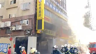 北市承德路民宅B1火警！男子身體不適送醫