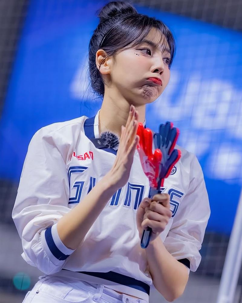 韓國啦啦隊女神睦那京。（圖／翻攝自IG @neck_na_a）