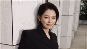 50歲的徐若瑄因規律運動與清淡飲食，仍維持纖細身材。（圖／翻攝自徐若瑄 Vivian Hsu臉書）