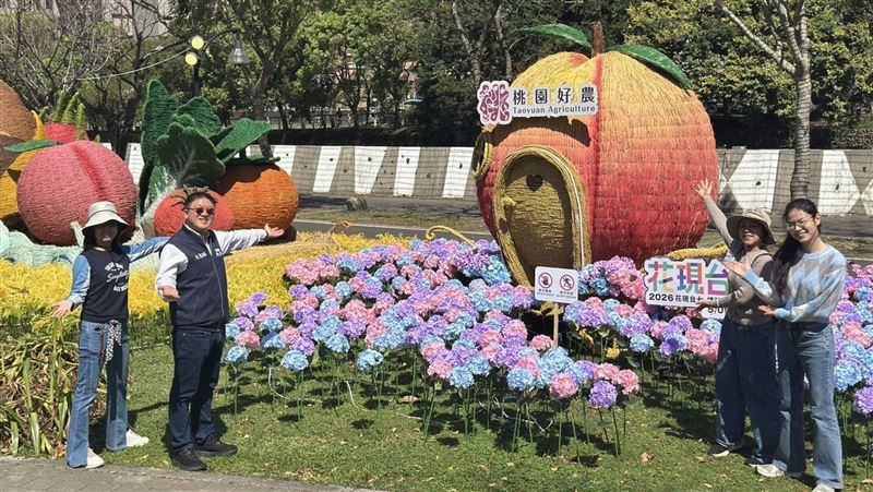 桃園燈會必看！會稽河濱公園變身童話仙境