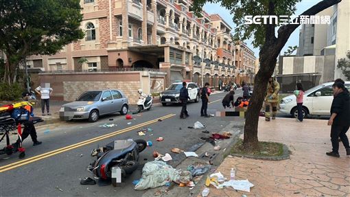 新／台南貨車亂衝撞機車　4童1女濺血送醫