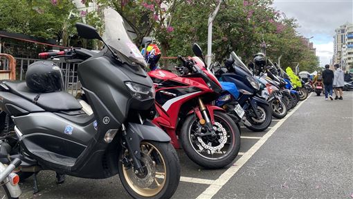 新北開放大型重機停機車格　收費價格曝光