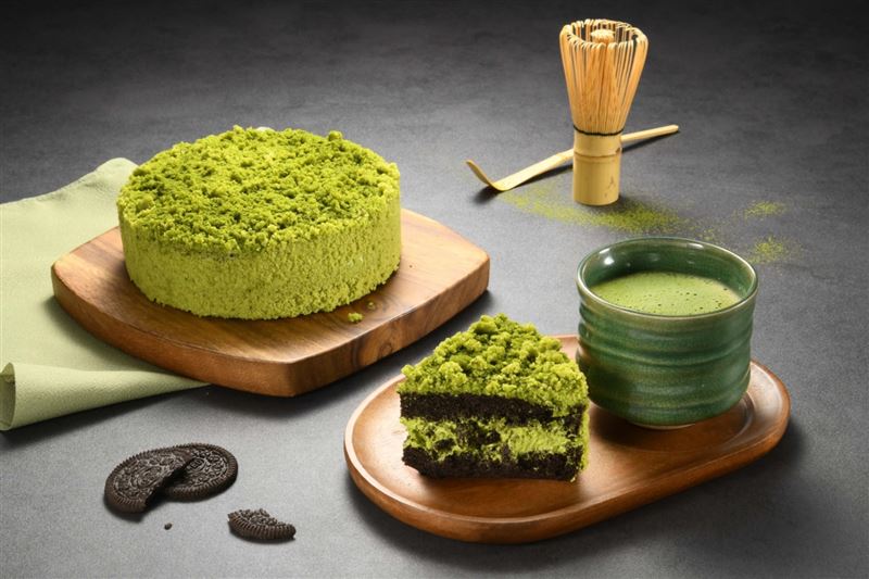 柔潤又強烈的甘苦層次，亞尼克宇治抹茶黑酷曲，售價595元。（圖／品牌業者提供）