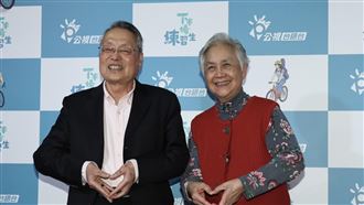 施振榮爆很多台積電！讚這產業比電子業強