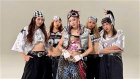 琟娜VERNA年前最後一個工作，悄悄在親姊姊公司尾牙擔任舞蹈總監兼舞者。（圖／谷優娛樂 提供）