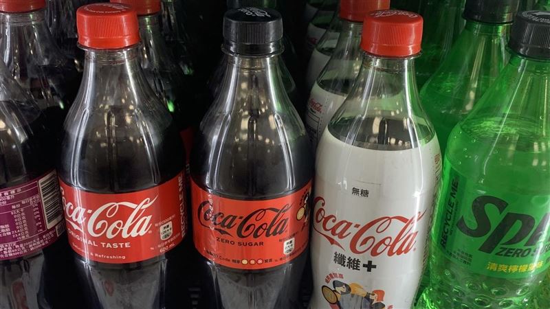 頭痛喝可樂有效？醫證實可緩解、止痛