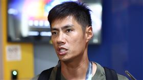 陳偉殷返台與WBC台灣隊會合。（圖／中央社）