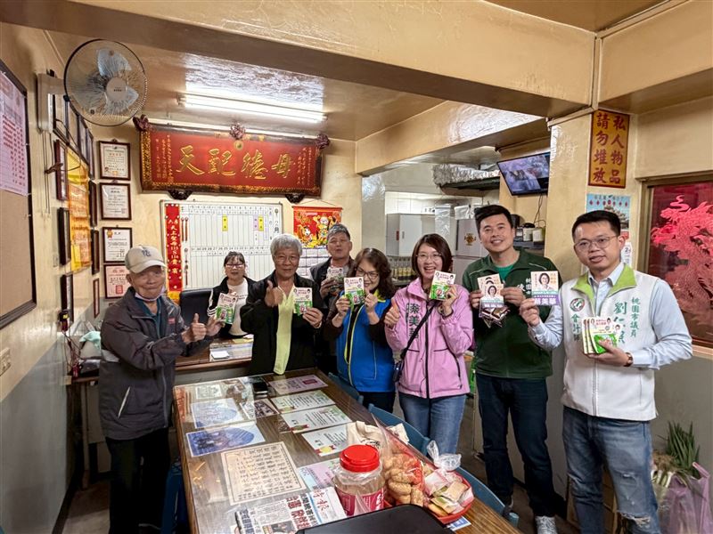 桃園戰將劉仁照、陳睿生赴汐止陪掃街，相挺蔡美華「原因全說了」