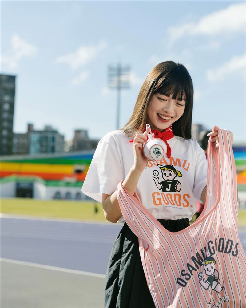 7-ELEVEN首次販售可愛始祖插畫家原田治，推出必收春日棒球經典周邊。（圖／品牌業者提供）