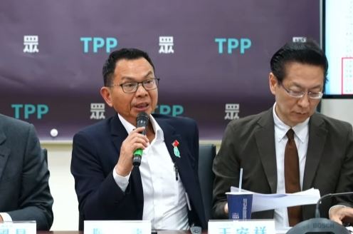 民眾黨團總召陳清龍表示民眾黨主張「統問統答」，最重要是要求「實問實答一定要問到飽」。（圖／翻攝畫面）