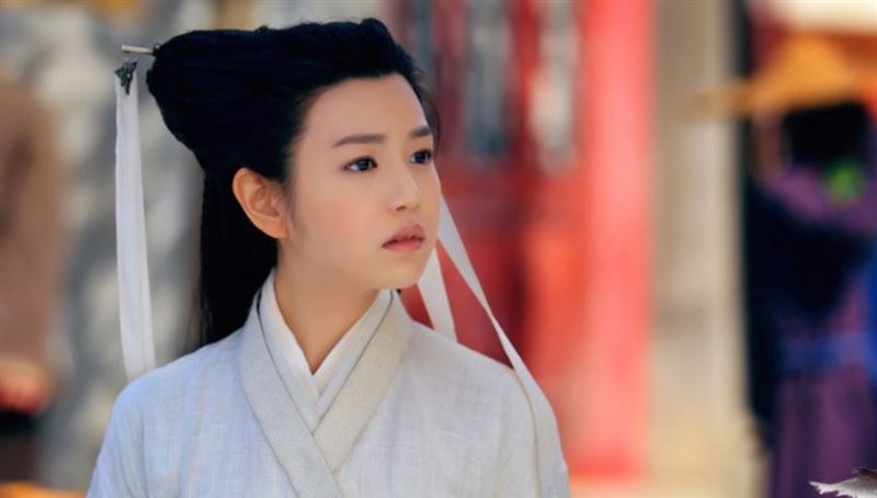 陳妍希因臉型圓潤被網狠酸「小籠包」。(圖/翻攝自微博)