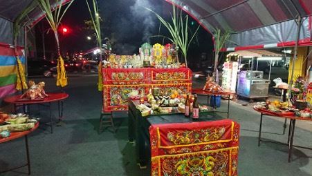 新營王公廟同濟宮農曆正月初九拜天公前準備（圖／國家文化記憶庫）