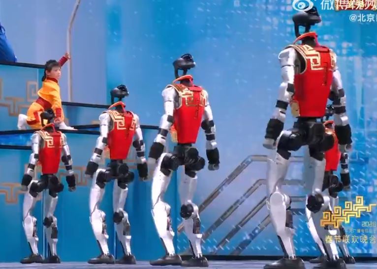 機器人公司砸重金卡位，期以向全球投資人展示「領頭羊」地位。（圖／翻攝自微博）